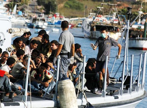 Italia: 60 de migranți ilegali salvați de Frontex au ajuns în Lampedusa