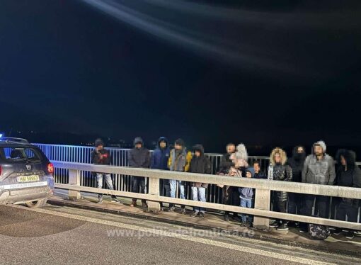 21 de cetățeni străini fără documente valabile pentru a călători în spațiul Schengen, depistați de polițiștii de frontieră la Calafat și Nădlac