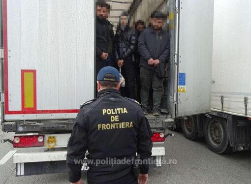 Calafat: 11 cetățeni din Iran și Irak descoperiți ascunși într-un camion