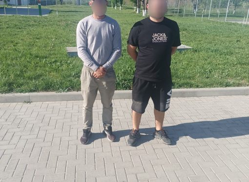 Călăuze române de migranți, prinse în flagrant de Poliția de Frontieră a Republicii Moldova