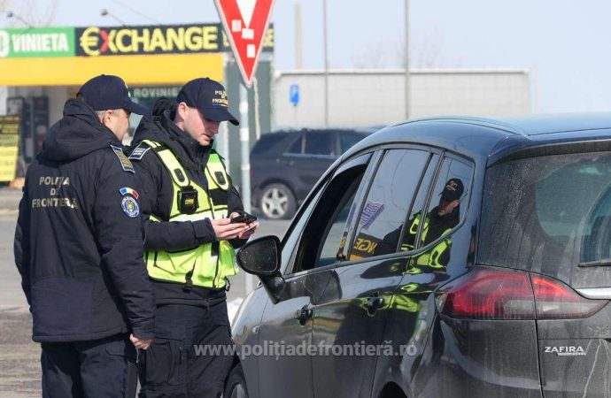 Giurgiu: Cetățeni străini fără drept de circulație în Schengen, descoperiți de polițiștii de frontieră români