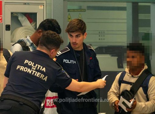 Peste 100 de documente false sau falsificate, descoperite de polițiștii de frontieră de pe Aeroportul Otopeni în primele nouă luni din 2025