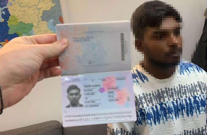 Doi bărbați din Sri Lanka au încercat să intre ilegal în Spațiul Schengen, prin Aeroportul Otopeni, cu documentele altor persoane