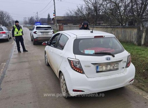 Cetățean român cercetat pentru trafic de migranți – patru cetățeni străini depistați în autoturismul pe care îl conducea