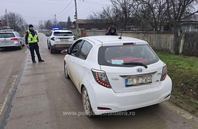 Cetățean român cercetat pentru trafic de migranți – patru cetățeni străini depistați în autoturismul pe care îl conducea
