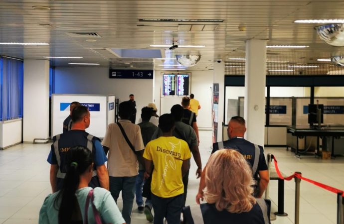 48 de străini în situații nelegale, depistați de polițiștii de imigrări în ultima săptămână